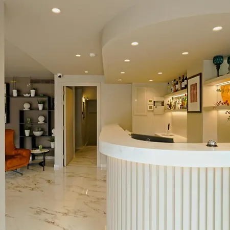 Urban Frame Acropolis فندق أثينا